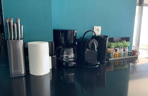 Faaa Apartment | Kaili Ocean view Luxury 2BR AC throughout Fiber Wifi & Pool close City & Airport