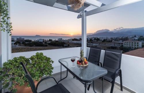 Neo Kalamaki House | Kalamaki-Sunset - Scenic Sunset & Sea Views - Steps from Shore!