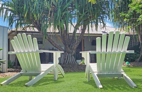 Kalkie House | Kalkie On The Park (Sleeps 8, EV Charging, BBQ)