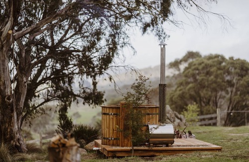 Greenlands Cottage | Kallarroo Cottage - Rustic Log Cabin Retreat