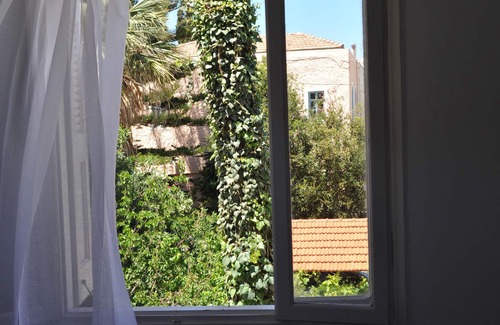 Pothia House | Kalymnos Residence the art of Hospitality