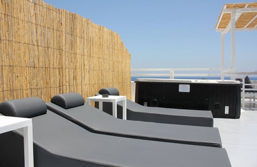 Episkopi Gonias Villa | Kamara Sea View Villa & Jacuzzi