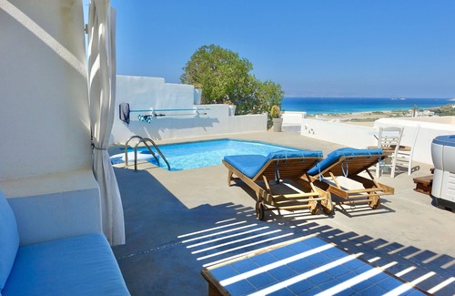 Naxos Villa | Kamari Villa-A2-w/private pool & outdoor spa-Jacuzzi