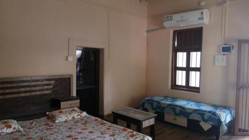 Dahanu House | Kamat Cottages