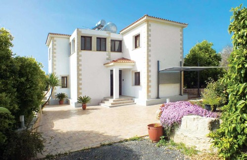 Polis Villa | Kambos II