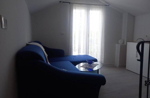 Jurdani House | Kameni Biser Abalon