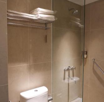 Surabaya Hotel | Kampi Hotel Tunjungan - Surabaya