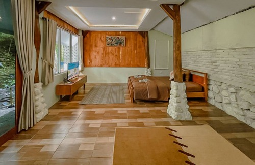 Ngemplak Villa | Kampung Bening by Kamar Tamu