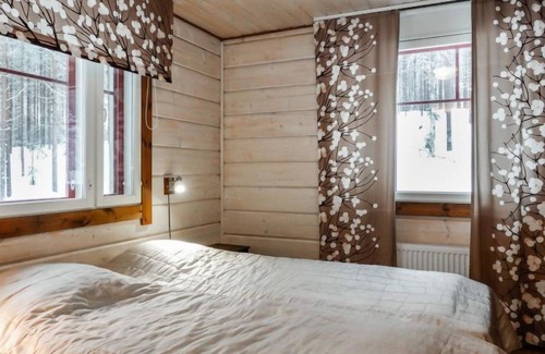 Lampivaara House | Kamula by Interhome