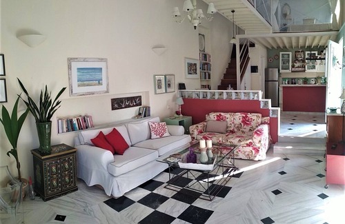Kanali Villa | Kanali-Villa-Sofia. Just on the beach, Sleeps 6, Wi-Fi, A/C , Family-friently