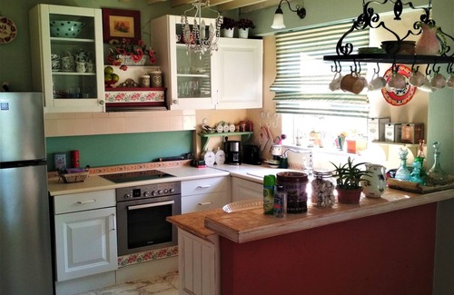 Kanali Villa | Kanali-Villa-Sofia. Just on the beach, Sleeps 6, Wi-Fi, A/C , Family-friently