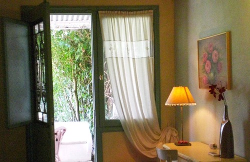 Kanali Villa | Kanali-Villa-Sofia. Just on the beach, Sleeps 6, Wi-Fi, A/C , Family-friently