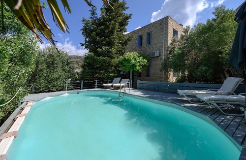 Lampini Villa | Kandinella,serene villa,pool,Mountains,Near taverns