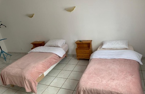 Thivars Hotel | Kangourou a moustache
