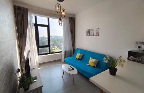 Cyberjaya Apartment | Kanvas Soho Cyberjaya/Netflix/Gym/Jacuzzi/KLIA