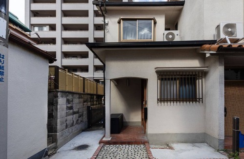 Joto House | Kaori | 香