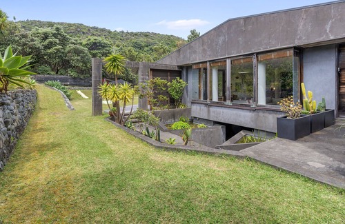 Karekare House | KAREKARE LUXURY ESCAPE - KAREKARE HOLIDAY HOME in Piha