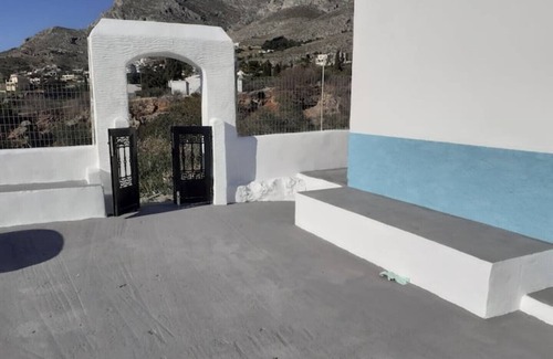 Panormos Villa | Kareshome-privacy-view