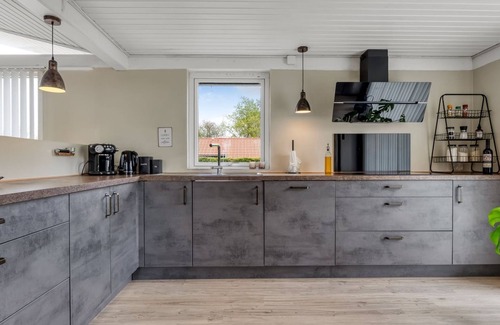Nordstrand House | "Karin" - 300m from the sea by Interhome