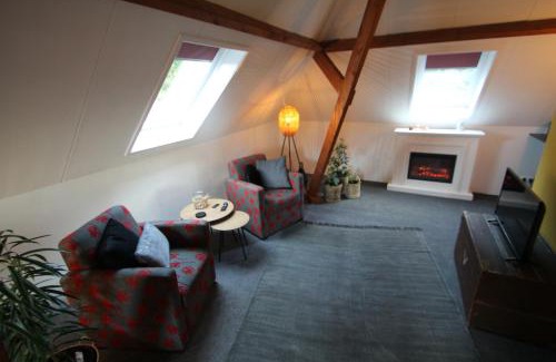 Lutten Apartment | Karin's kruidenhoeve B&B kamer Kamille met Finse sauna