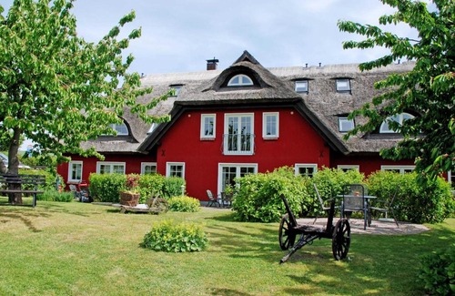 Alt Reddevitz House | Karolas Landhus unterm Reetdach