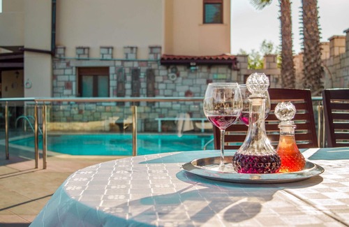 Heraklion Villa | Karteros Luxury Villa