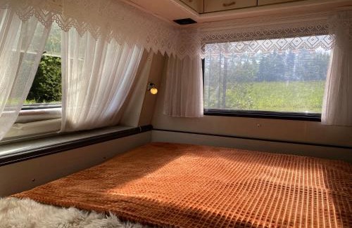 Valga Other | Karula Stay Camper by lake Õdri - SUPs included