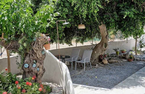 Khondros Apartment | Kassiopi - Deluxe apt 50m from the beach, sea view