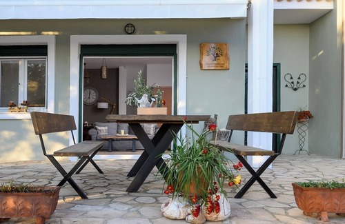 Nikita Apartment | Kastri Treehouse- Sea View Family Living