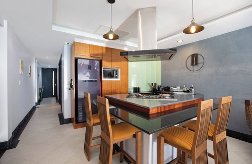 Kata Condo | Kata Beach Luxury Condo; 5 min walk to beach - 85 sqm - Customer Rating: 9.9/10