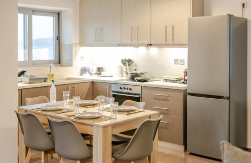 Monemvasia House | Katerinas Villa 2 - Monemvasia Beachfront Haven
