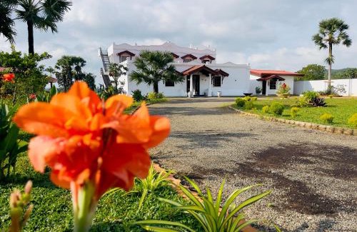 Trincomalee Bed & Breakfast | Kathircholai