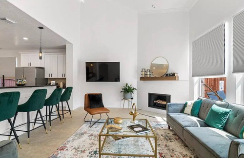 Katy House | Katy Oasis With Luxury Heated Pool & Game Roomnn