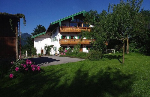 Aschau im Chiemgau Apartment | "Katzwies" Baubiologische Nichtraucher 100 qm Ferienwohnung, 2 extra Schlafzimmer, Rollstuhlgerecht