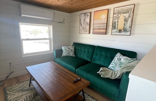 Blanco Cabin | Kauai Tiny Islands Resort