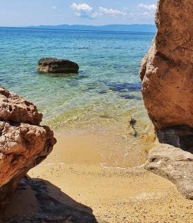 Paralia Ofryniou House | Kaza Oasis