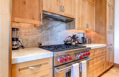 Montage Kapalua Bay Condo | KBM Resorts | FREE CAR | Molokai At Montage Kapalua Bay, Ocean view 3-Bedroom Penthouse with Daily Housekeeping, Spa!