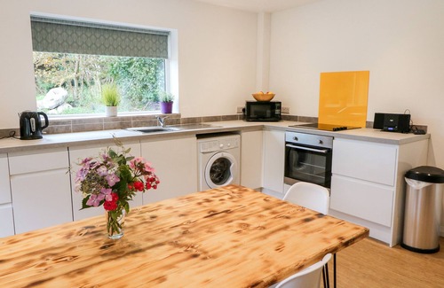 Glenbeigh Cottage | KEALDUFF LOWER, family friendly in Glenbeigh, County Kerry