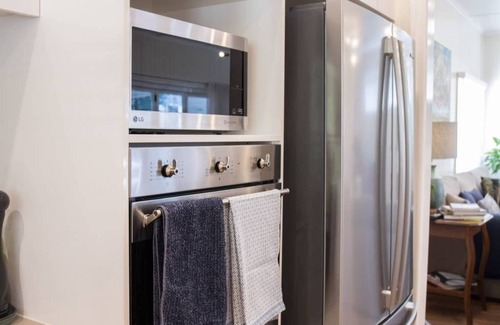East Toowoomba Cottage | Keeler Cottage - 3 bedroom Beautiful Home in Central Location
