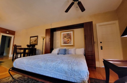 Congdon Park House | Kees & Colburn Suite | Historic Cotton Mansion