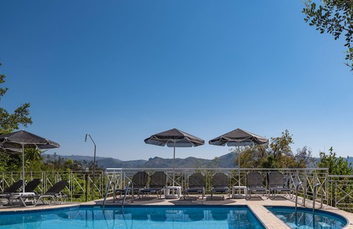 Atsipades Villa | Kefali Villa, Ecotourism, totally private, 800 m2 outdoor area, pool & whirlpool