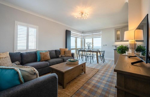 Seahouses House | Keildon