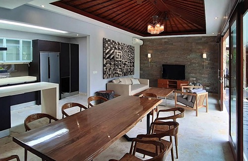 Sanur Villa | Kejora 5 – 4BR Luxury Beachfront Pool Villa Wheelchair-Friendly