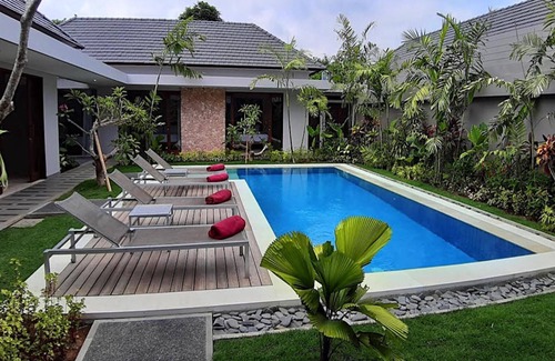 Sanur Villa | Kejora 5 – 4BR Luxury Beachfront Pool Villa Wheelchair-Friendly