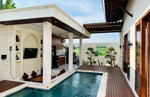 Mambal Villa | KELAPA VILLA MAMBALnComfortable place around rice fields