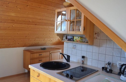 Fehring Apartment | Kellerstöckl Gutmann Fehring - Ferienwohnung im Dachgeschoss
