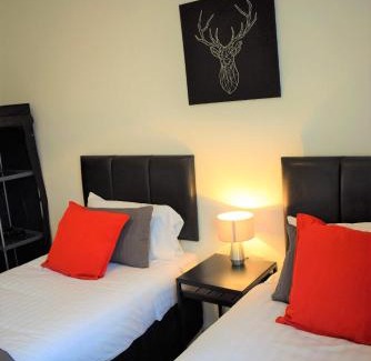 Grangemouth Apartment | Kelpies Serviced Apartments MacGregor- 2 Bedrooms