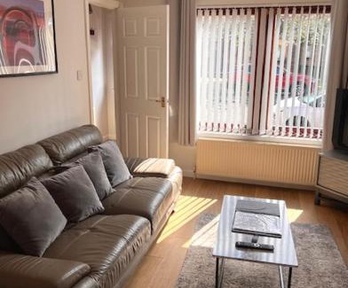 Falkirk Apartment | Kelpies Serviced Apartments- McLaughlan