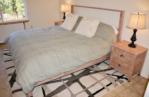 Soldotna House | Kenai River Estate - Guest House, with Riverfront Access