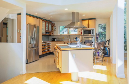 Soldotna House | Kenai River Serenity